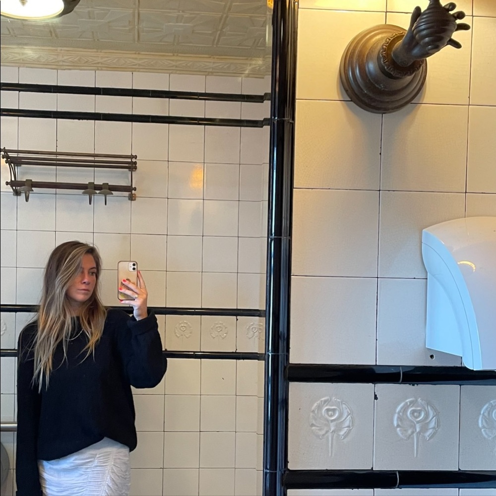 Meet your Posher, Chloe